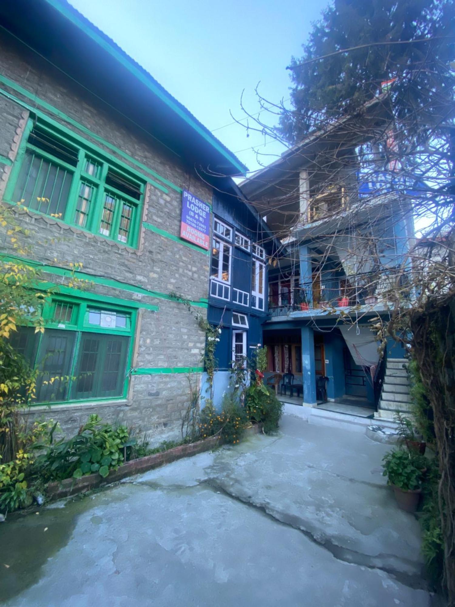 The Prasher Lodge Mall Road Manali Manāli Exterior foto