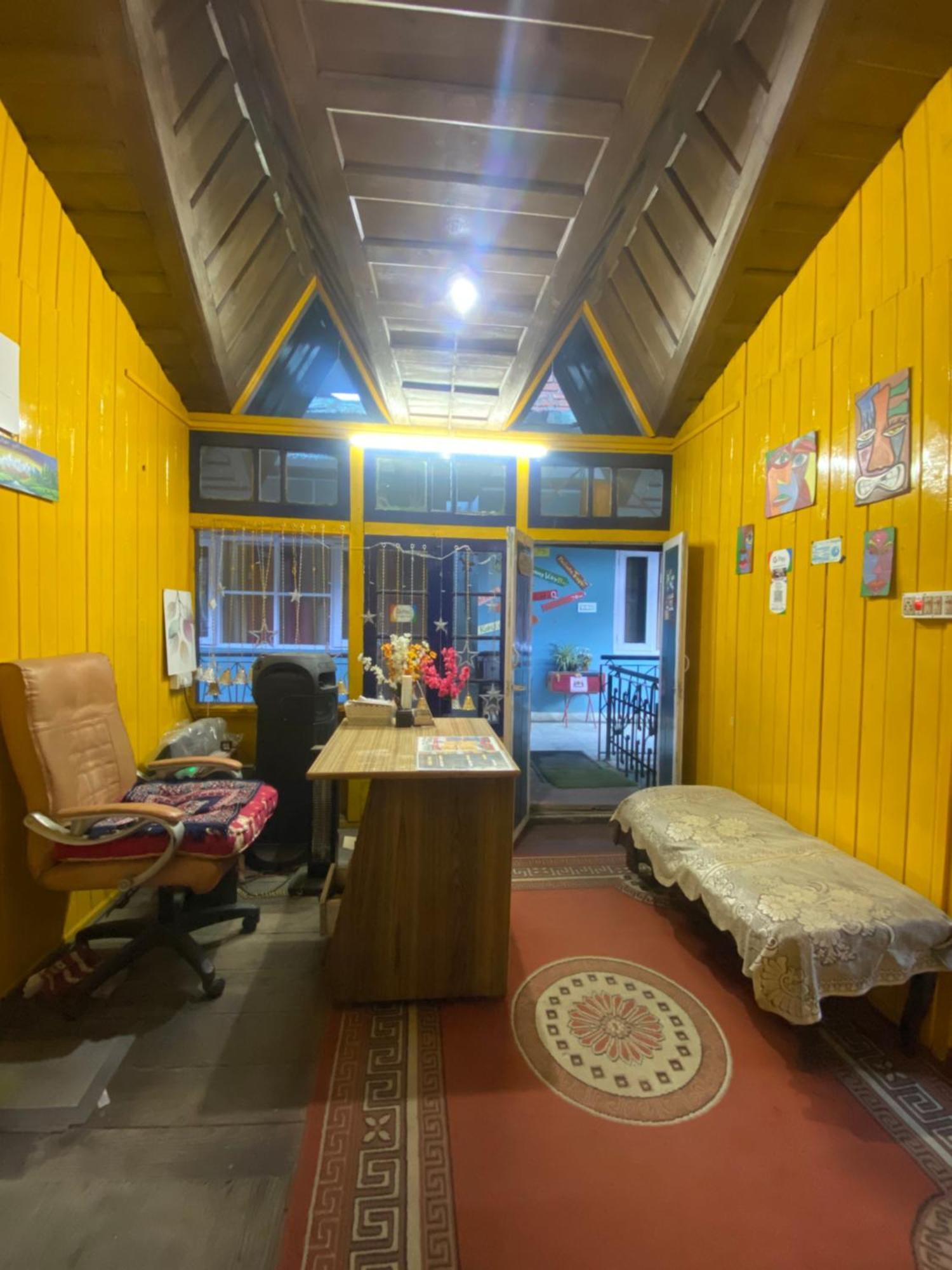 The Prasher Lodge Mall Road Manali Manāli Exterior foto