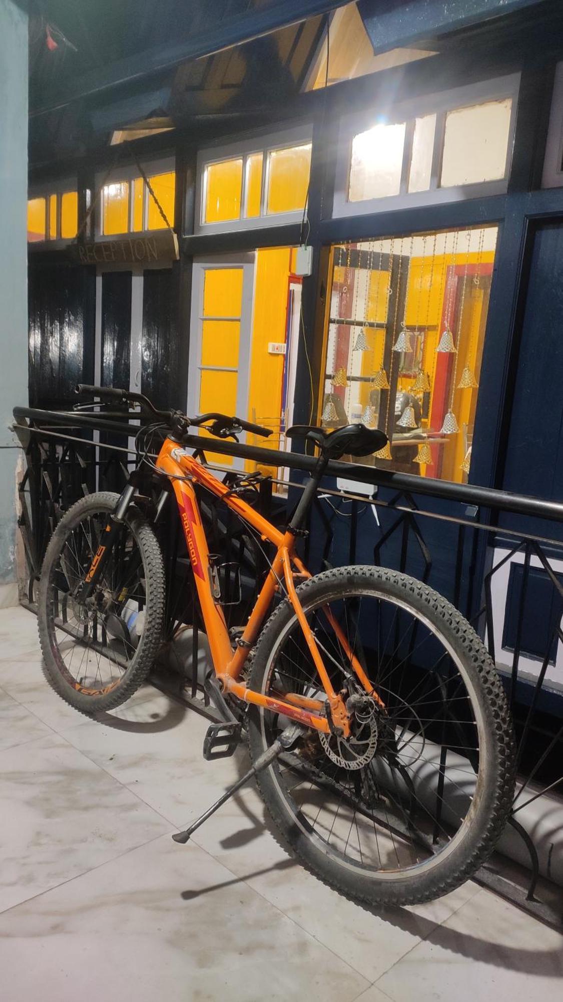 The Prasher Lodge Mall Road Manali Manāli Exterior foto